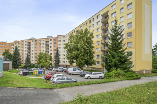 Byt 3+1 s lodžií v Plzni-Bolevci v kompletně revitalizovaném panelovém domě
