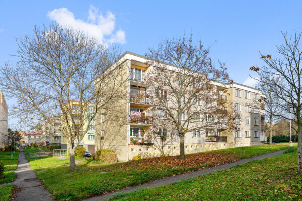 Byt 4+1 ve 2. patře panelového domu v Klatovech, ulice Na Chuchli